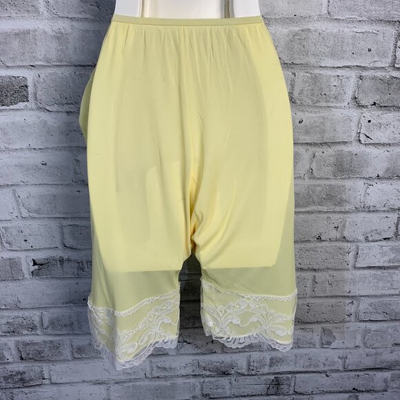 Vintage 60s Bloomers Yellow Sheer Chiffon Lace Lingerie Pettipants Boho Shorts - Picture 3 of 10